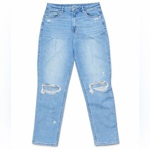 AMERICAN EAGLE - Light Wash  Distressed Curvy Mom High Rise Jeans Sz 8